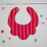 Christmas Festive Scalloped Baby Bib
